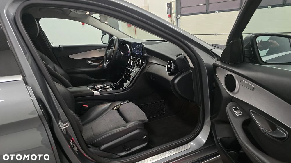 Mercedes-Benz Klasa C 220 d 9G-TRONIC Exclusive - 7