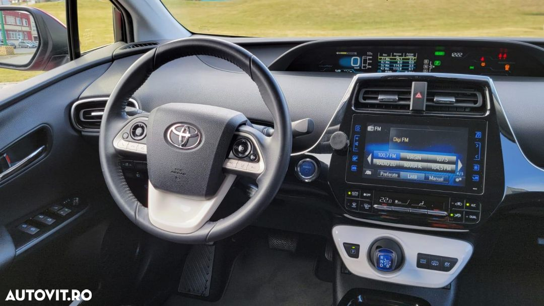 Toyota Prius - 10
