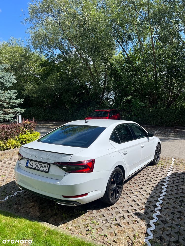 Skoda Superb 2.0 TSI Sportline DSG - 20