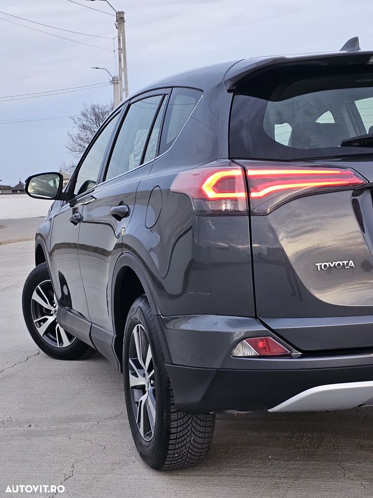 Toyota RAV4 - 34