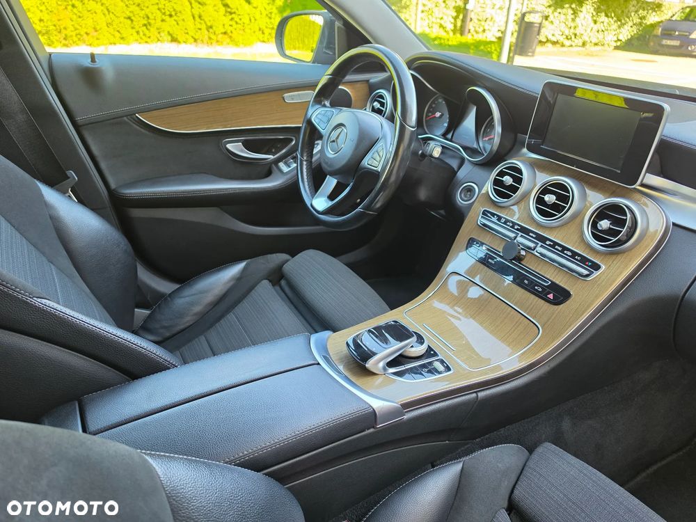 Mercedes-Benz Klasa C 180 7G-TRONIC - 10