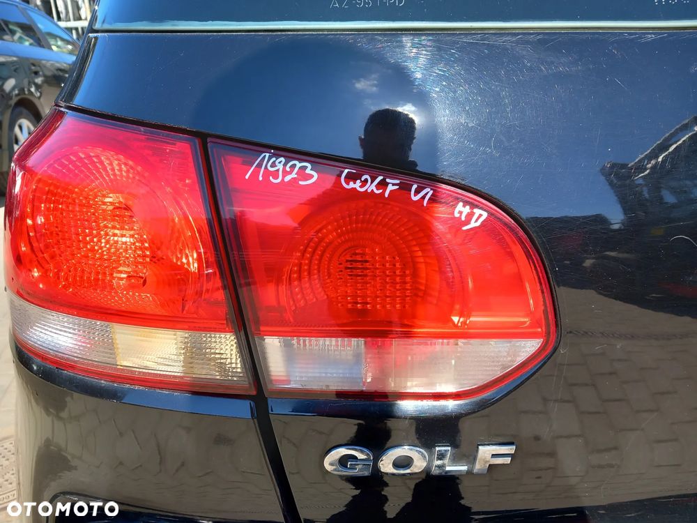 VW GOLF VI LAMPA LEWA TYLNA LEWY TYŁ W KLAPE - 2