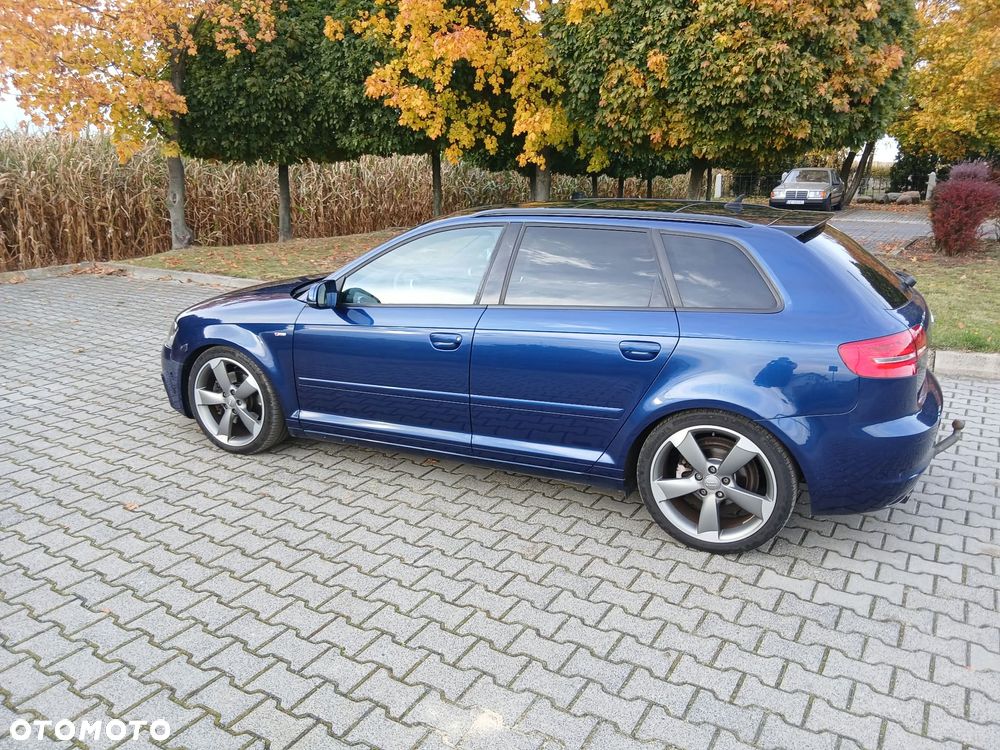 Audi A3 Sportback 2010 photo 4