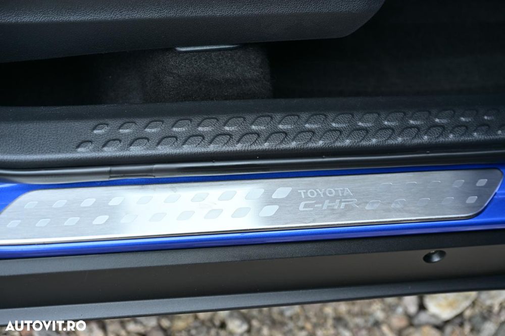 Toyota C-HR Lounge - 13