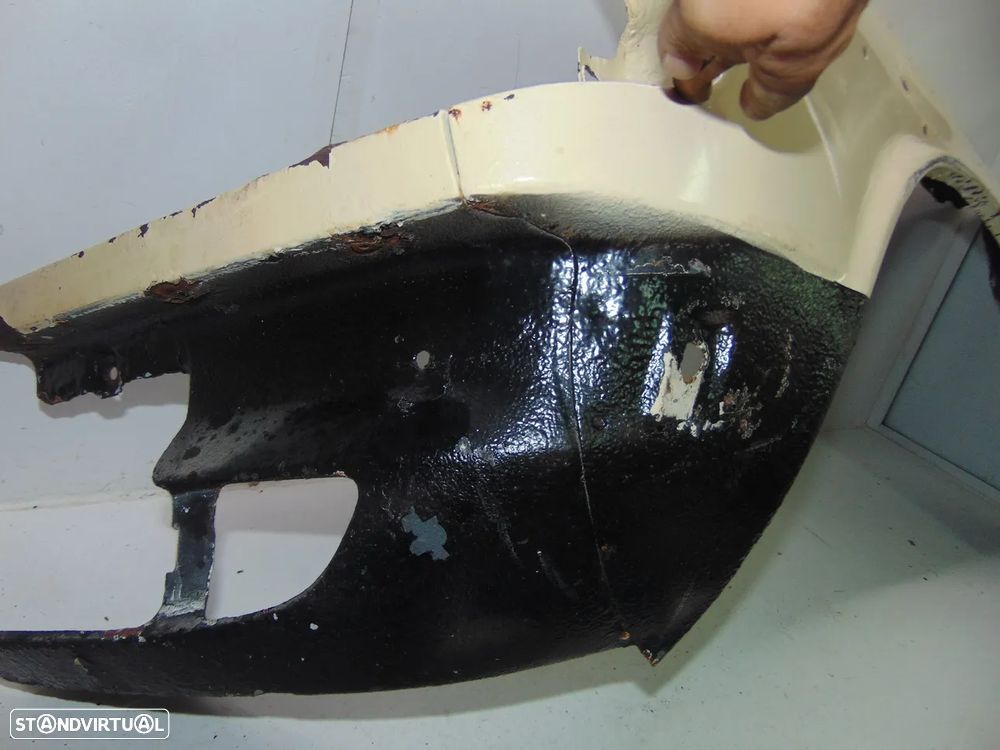 Mercedes W123 guarda lamas - 7