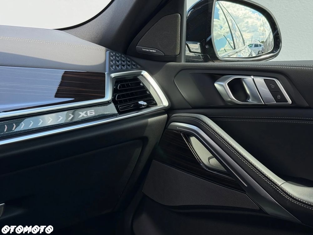 BMW X6 xDrive30d - 27