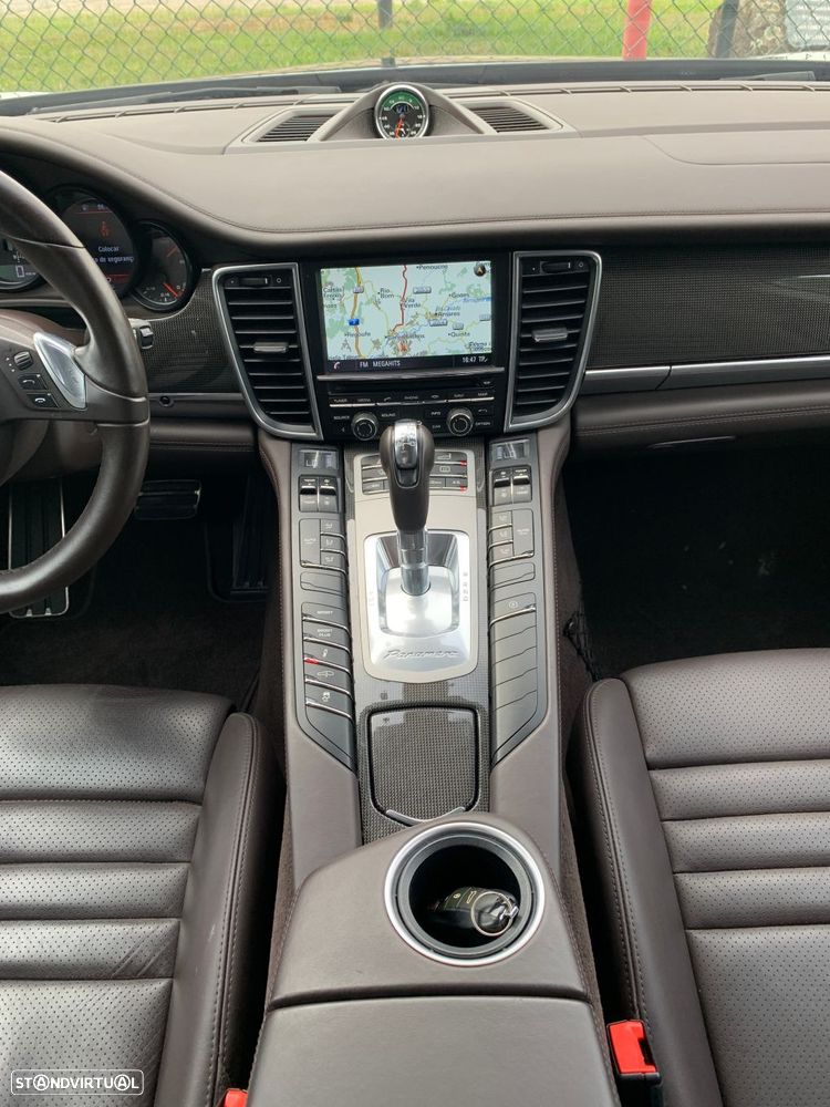 Porsche Panamera 3.0 V6 - 26