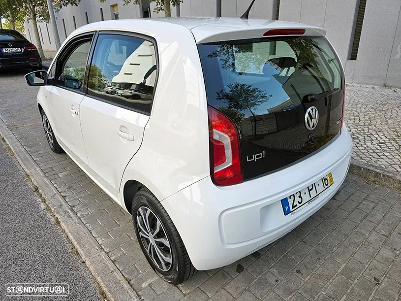 VW Up! 1.0 BlueMotion Move Auto - 4