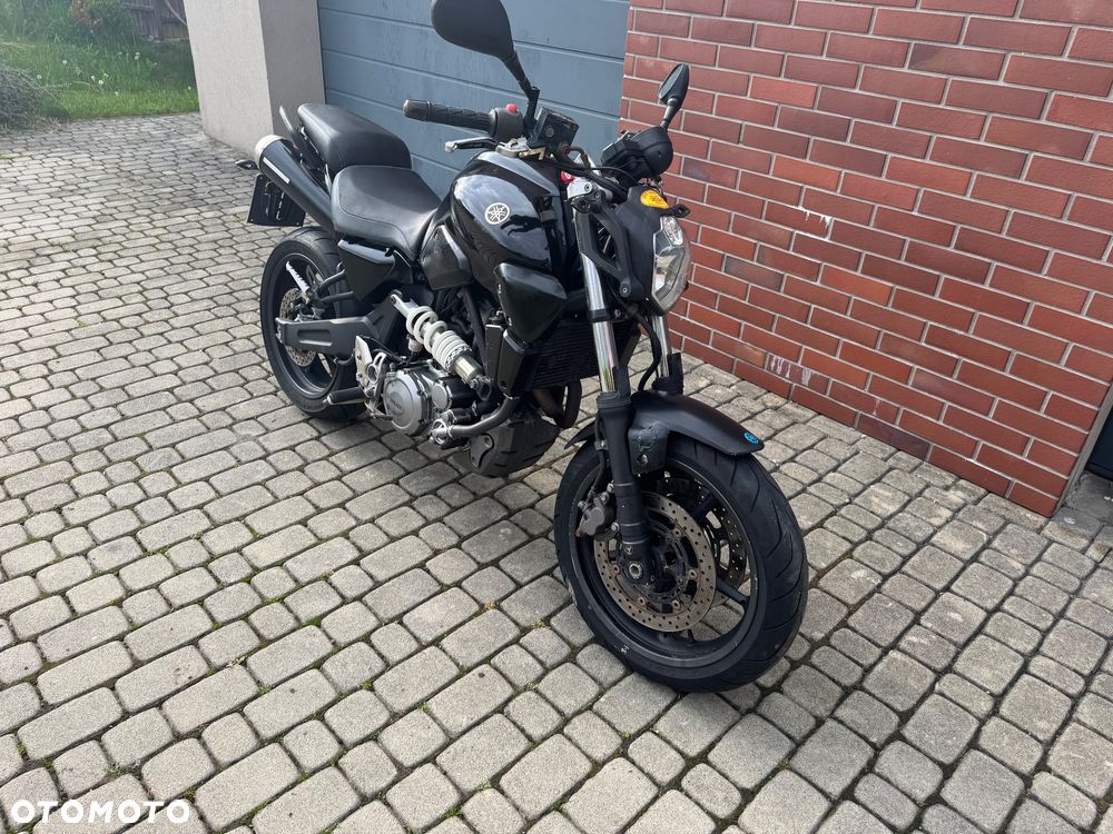 Yamaha MT - 9
