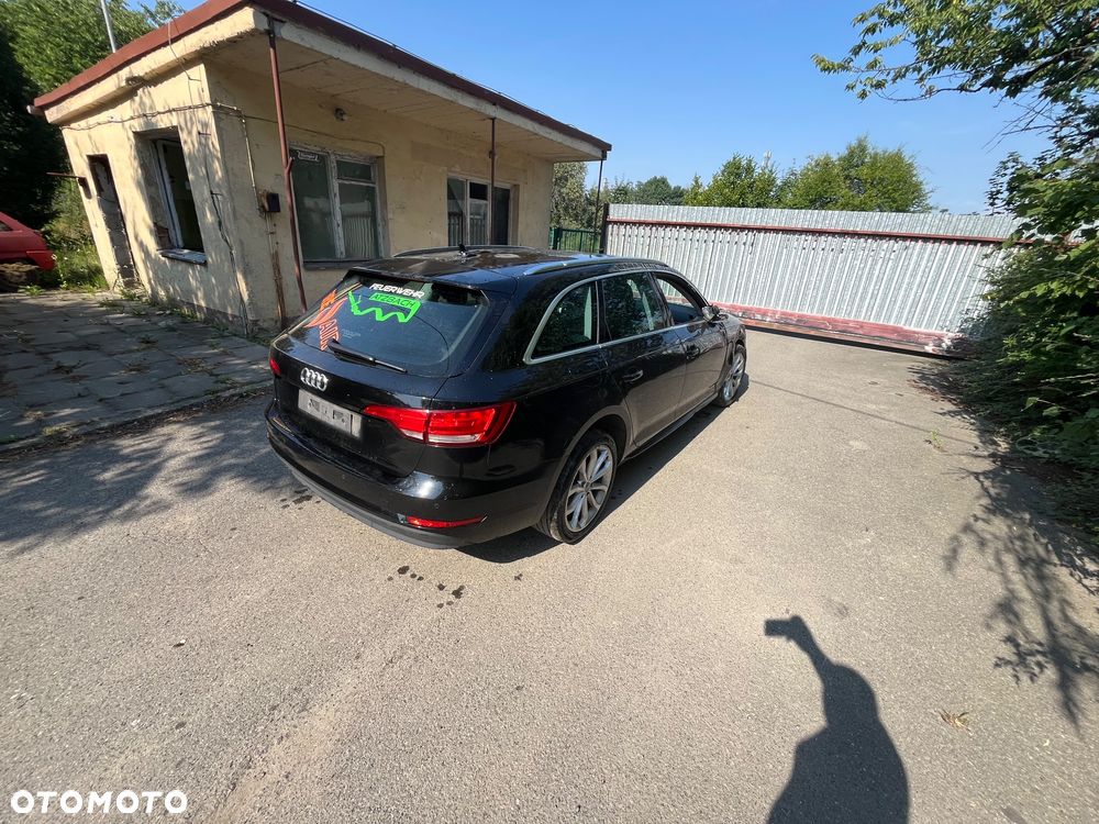 Audi A4 Avant 2.0 TDI S tronic - 4