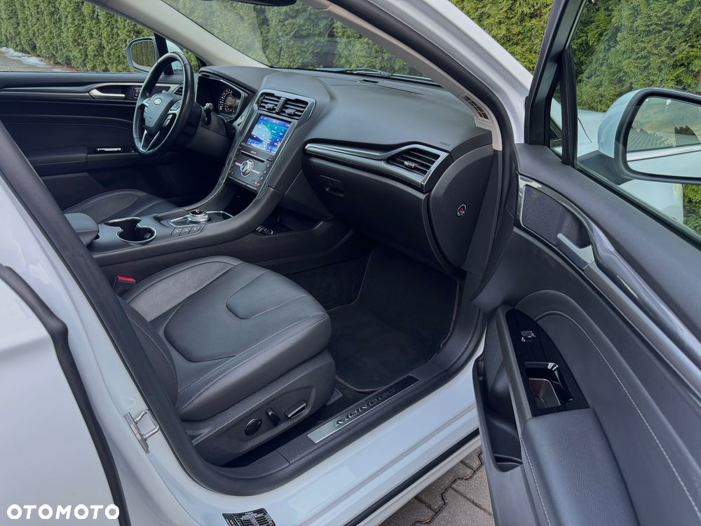 Ford Mondeo 2.0 EcoBlue Business Edition - 26