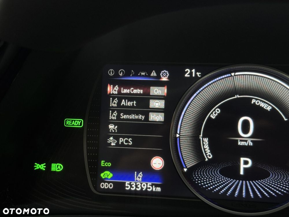 Lexus ES 300h Business Edition - 28