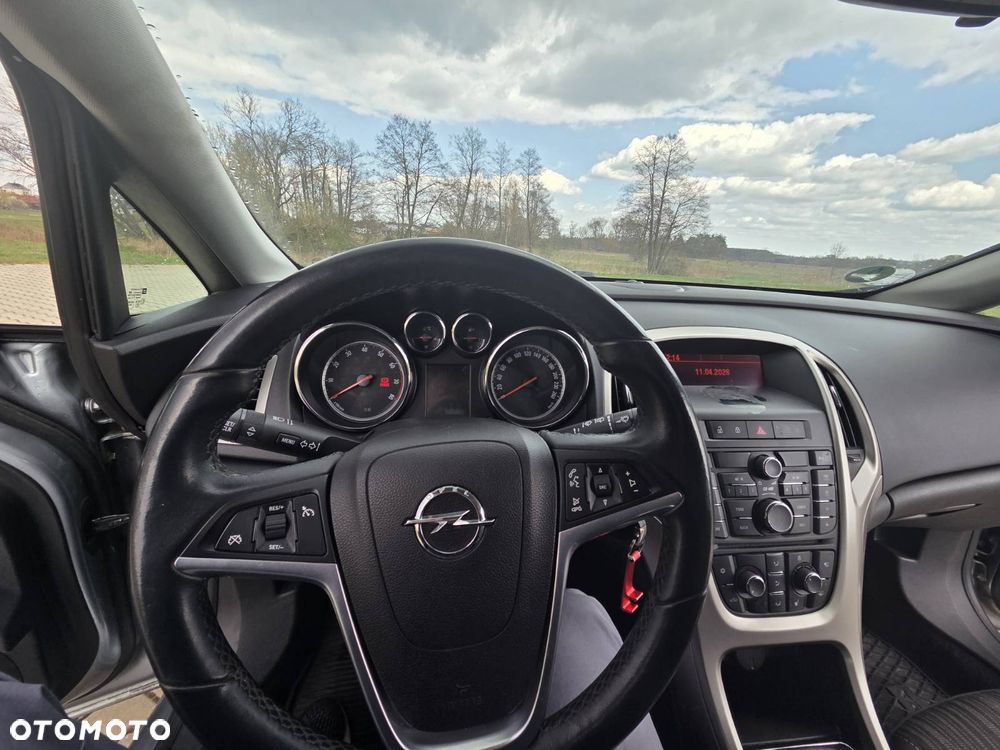 Opel Astra 1.4 T Cosmo - 12
