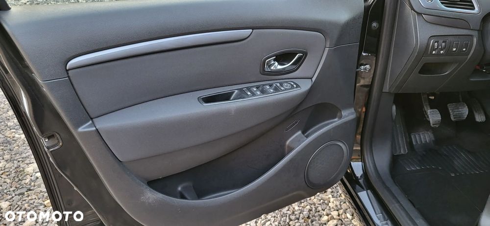 Renault Scenic 1.5 dCi Limited - 12