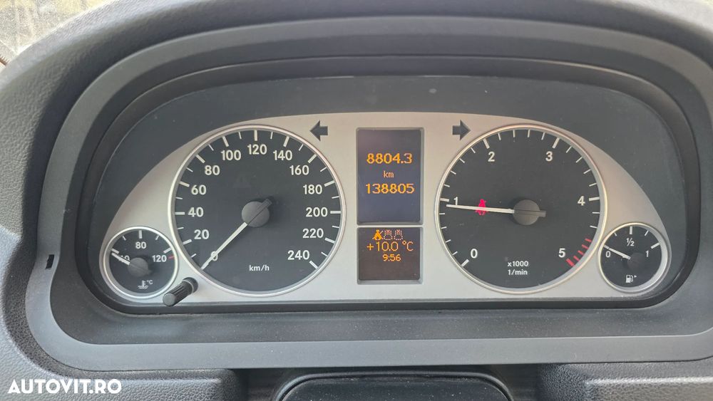 Mercedes-Benz B 180 - 2