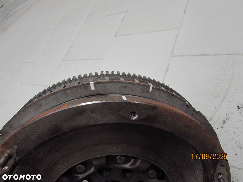 MB SPRINTER 906 2.2 651 SPRZEGLO KOLO DWUMASOWE TARCZA 10 mm DOCISK 124051810 - 15
