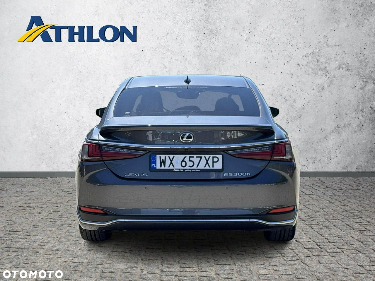 Lexus ES 300h Business Edition - 4