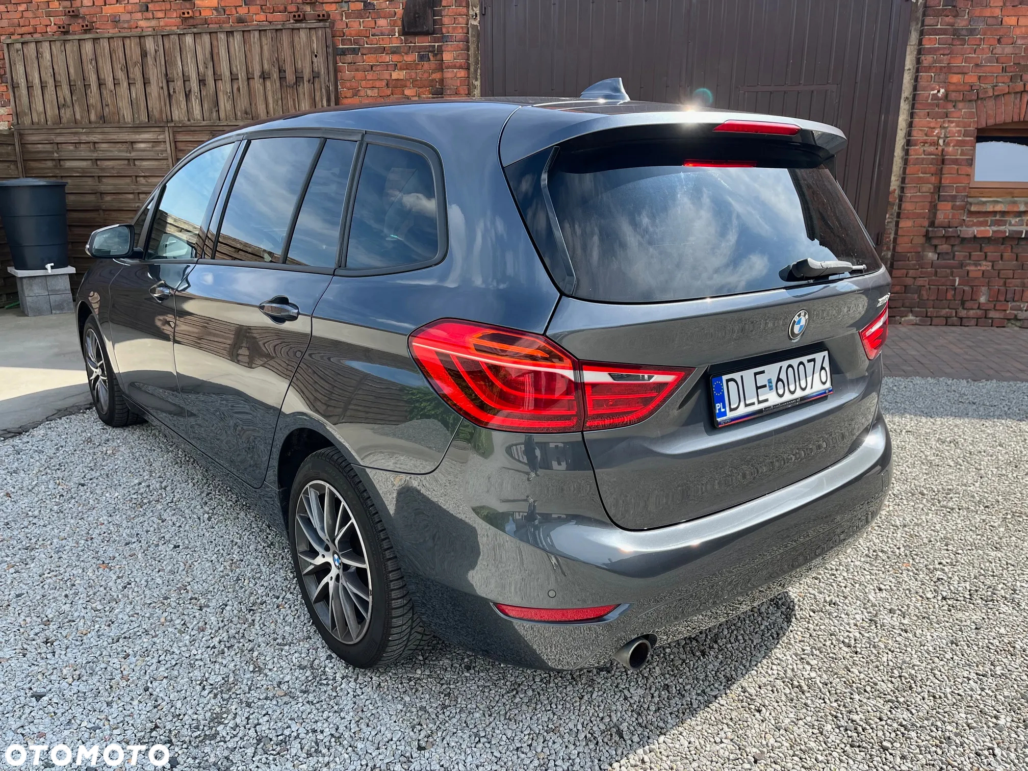 BMW Seria 2 218d Advantage - 12