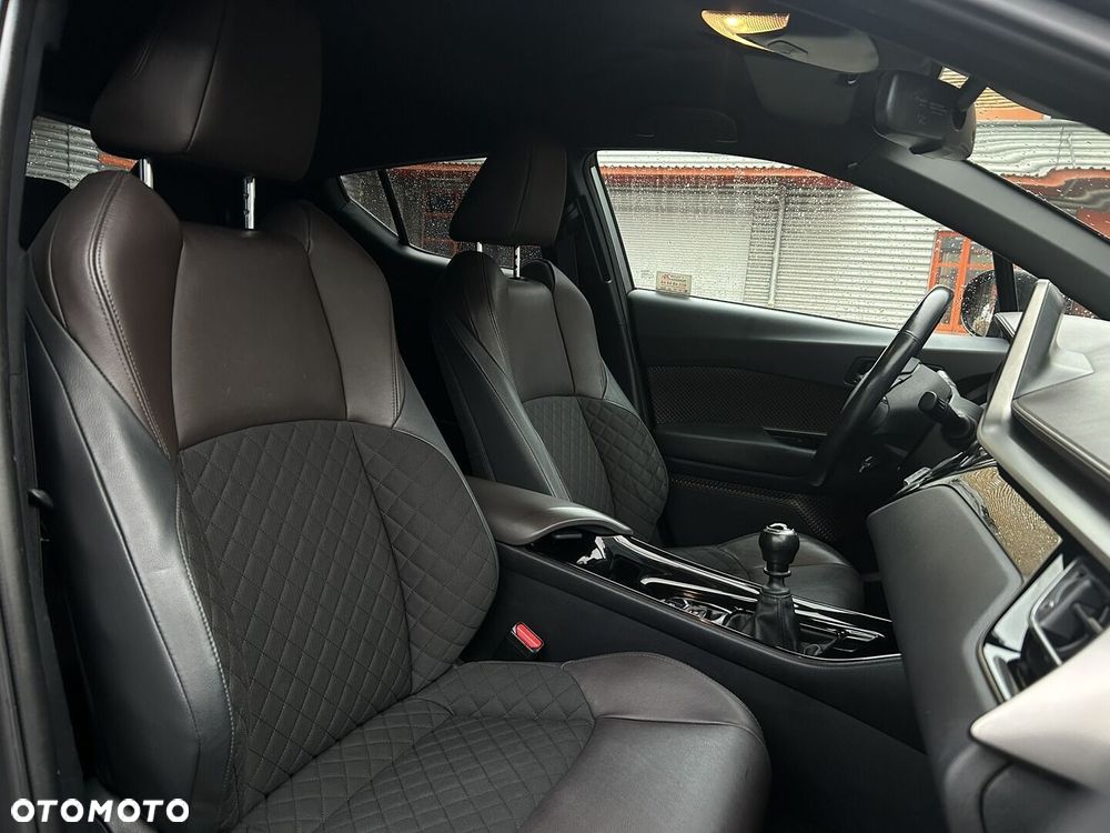 Toyota C-HR 1.2 T Prestige - 36