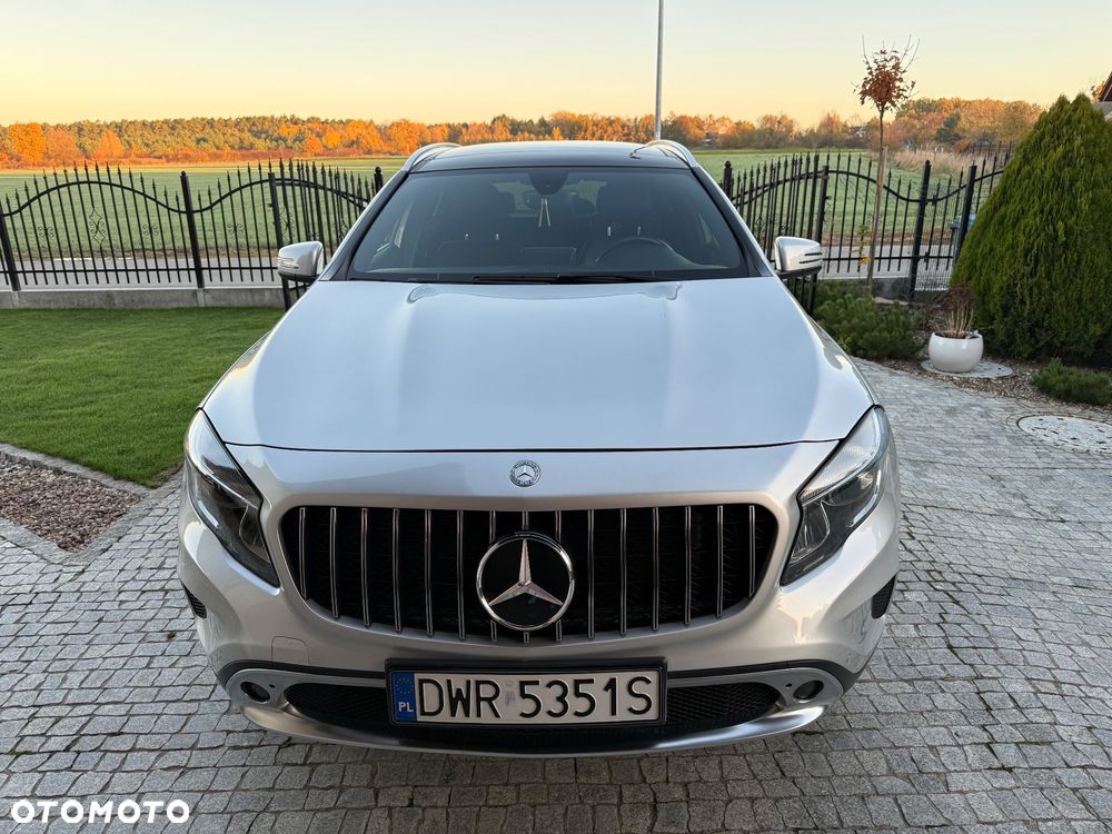 Mercedes-Benz GLA 250 4-Matic - 2