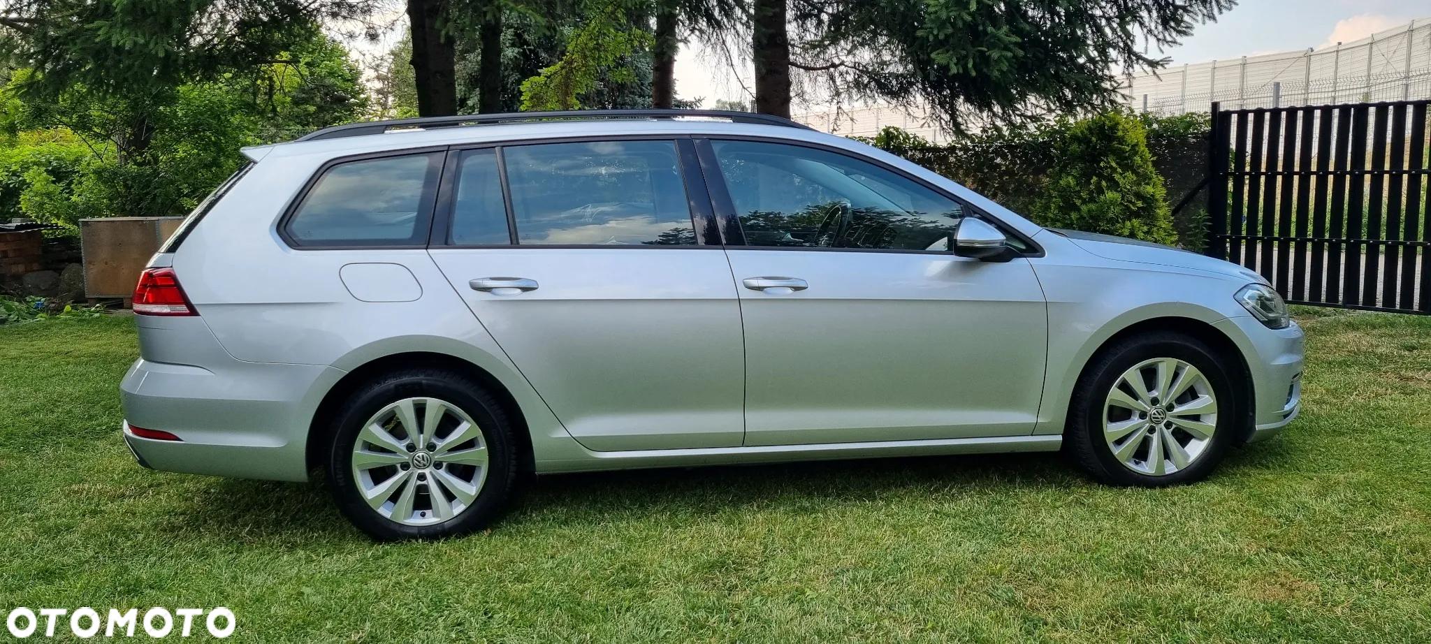 Volkswagen Golf - 5
