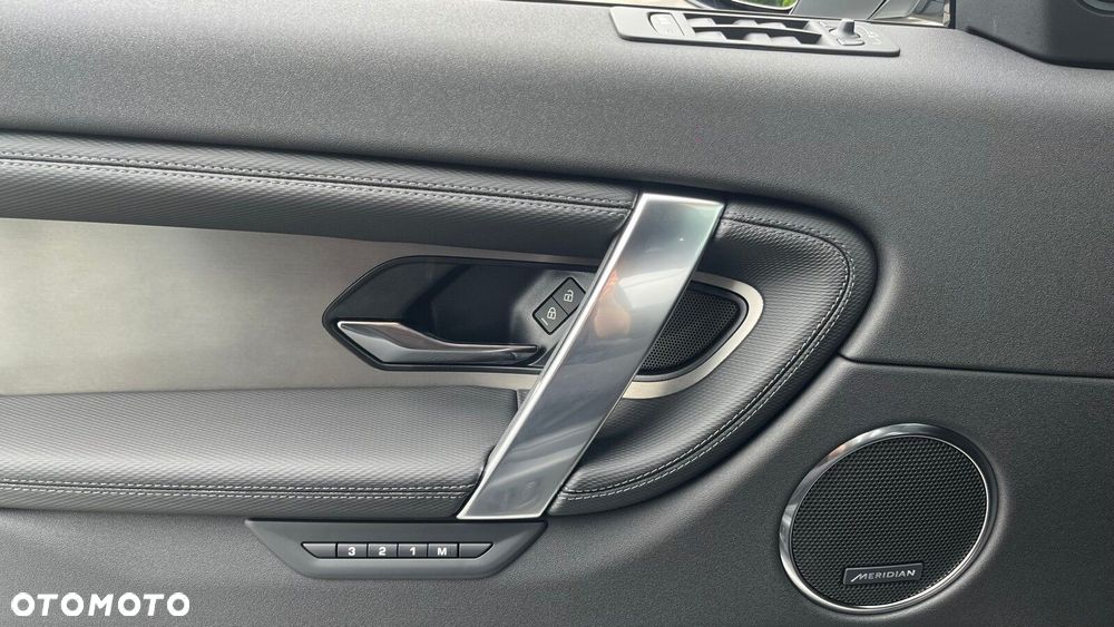 Land Rover Discovery Sport - 17