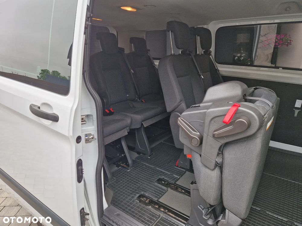 Ford Transit Custom - 13