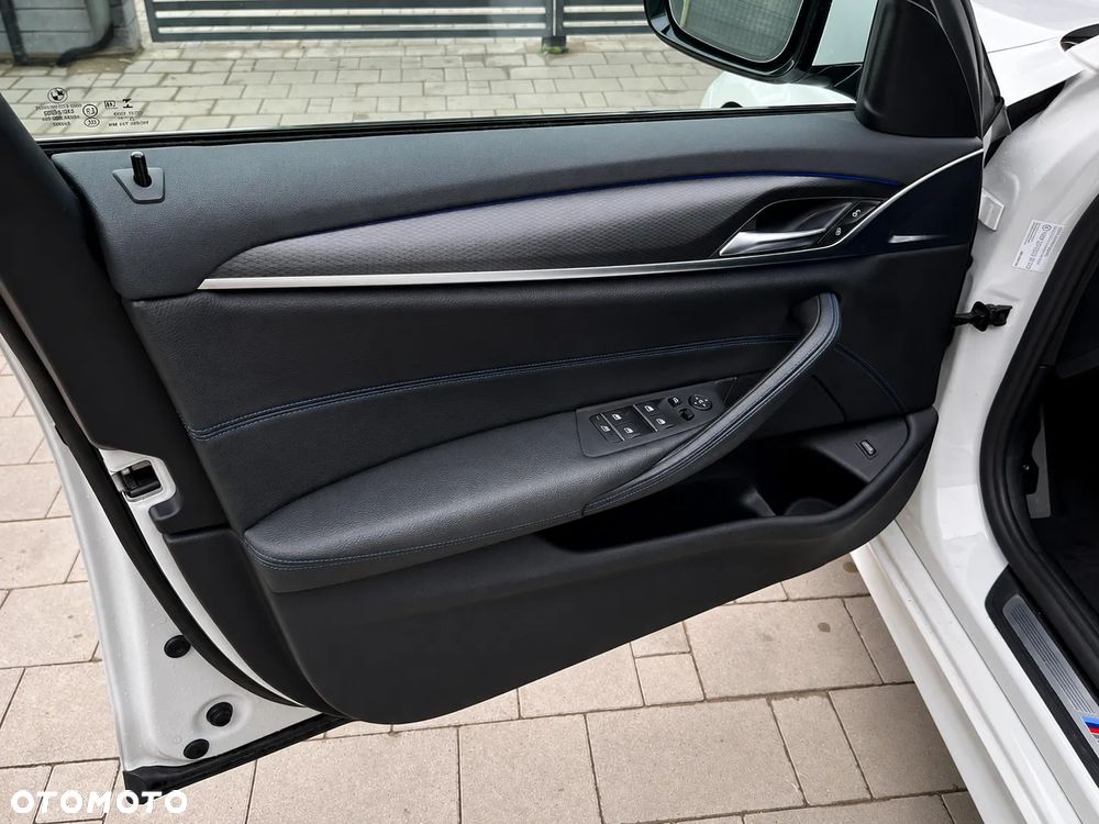 BMW Seria 5 520d xDrive MHEV M Sport sport - 18