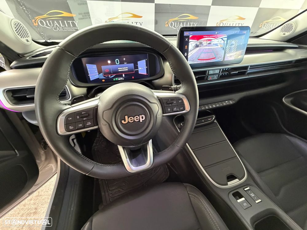 Jeep Avenger 1.2 T3 48V e-Hybrid Auto Summit - 27