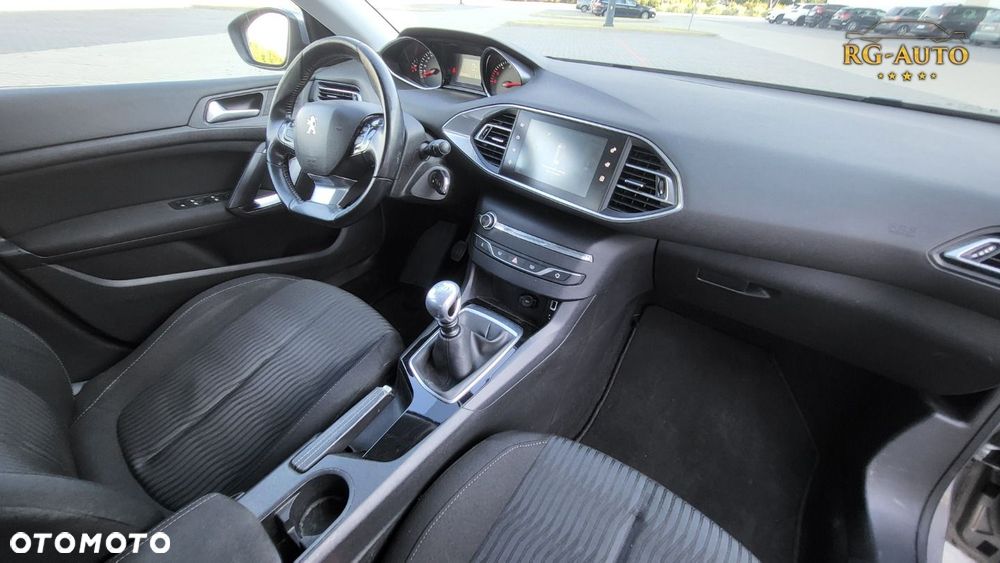Peugeot 308 - 10
