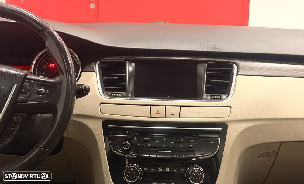 Peugeot 508 SW 2.0 HDi Allure J18 - 9