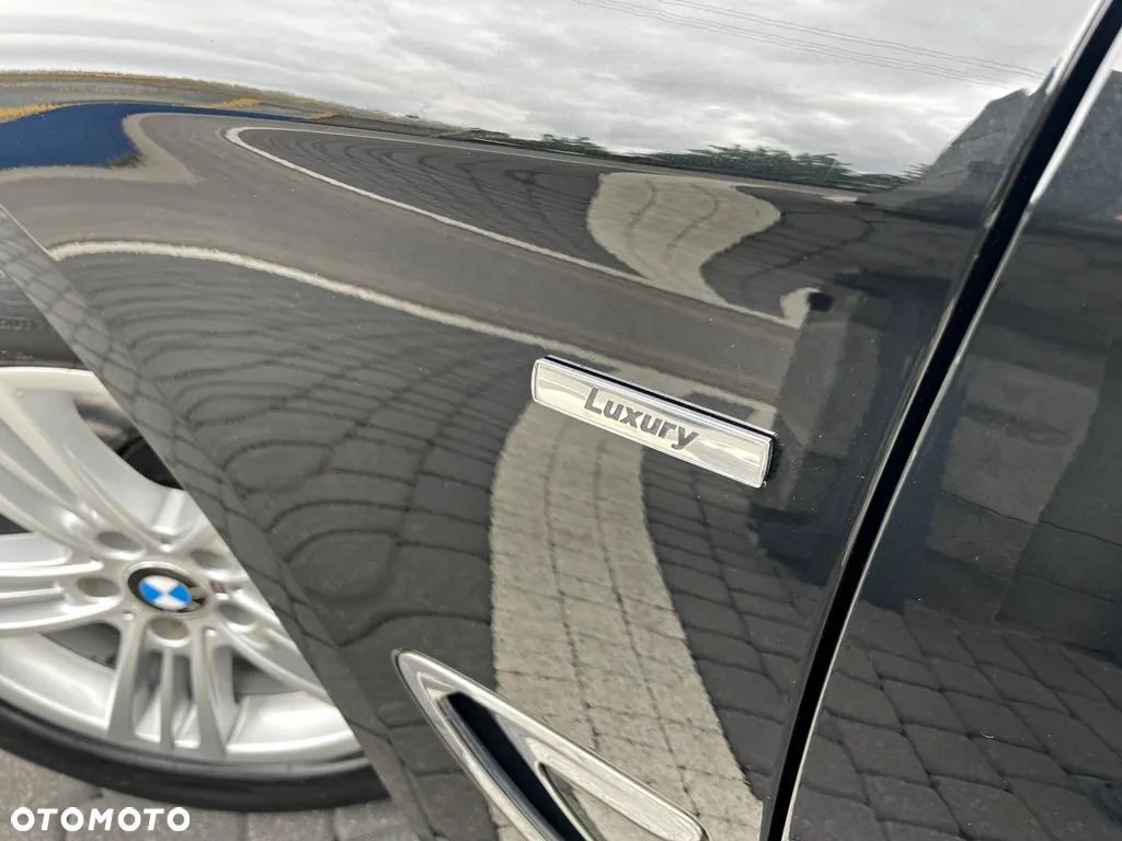 BMW 3GT 320d GT Sport-Aut Luxury Line - 18