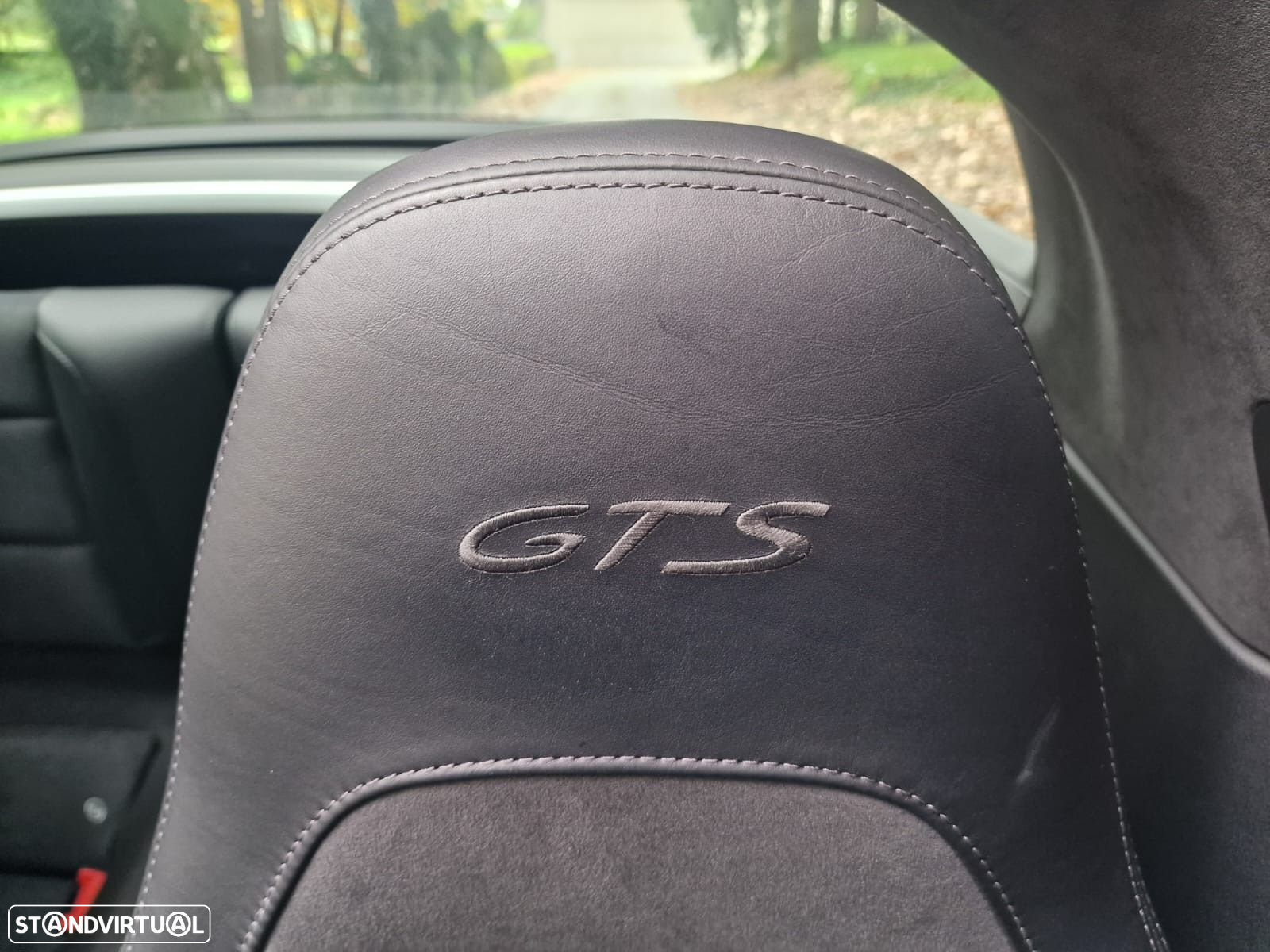 Porsche 911 (991) Targa 4 GTS PDK - 17