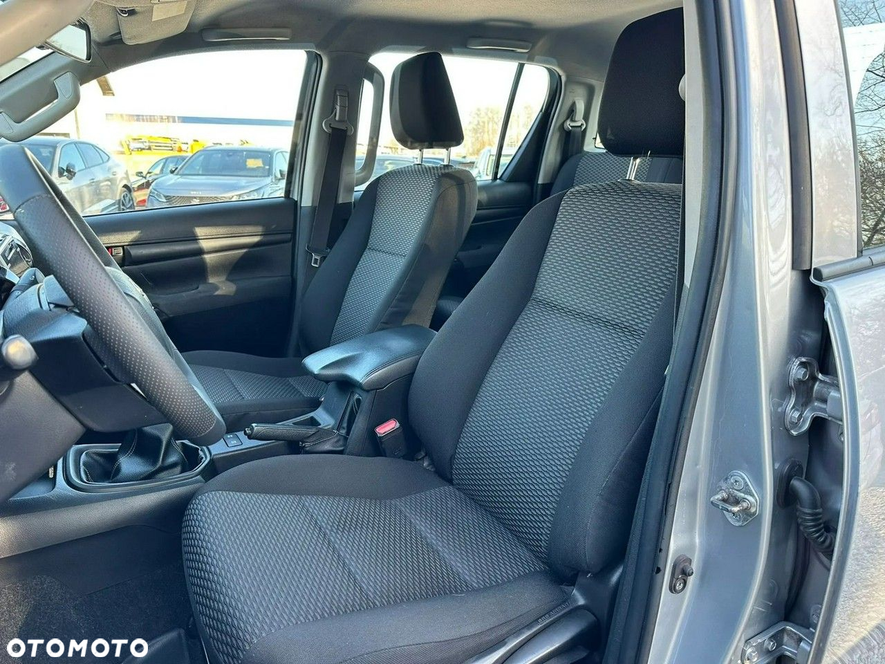 Toyota Hilux 2.4 D-4D Double Cab DLX 4x4 - 11