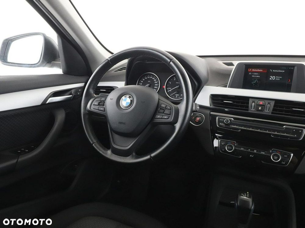 BMW X1 xDrive18d Advantage - 17