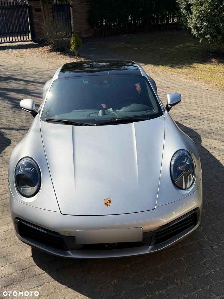 Porsche 911 Carrera - 5