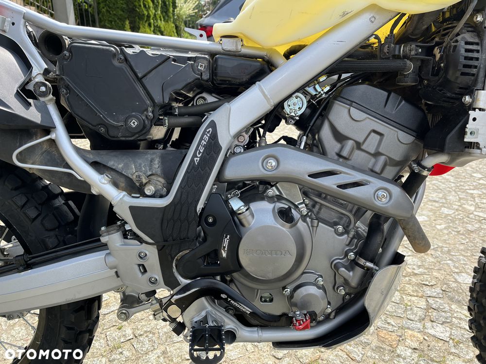 Honda CRF - 10