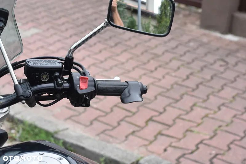 Honda CB - 32