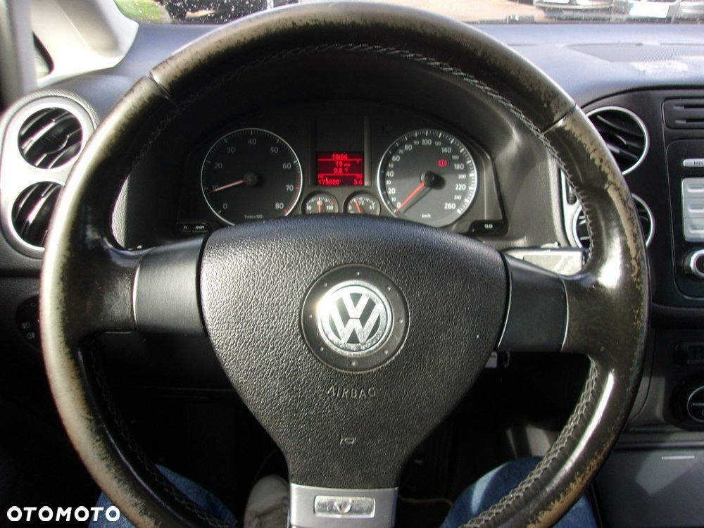 Volkswagen Golf Plus - 16