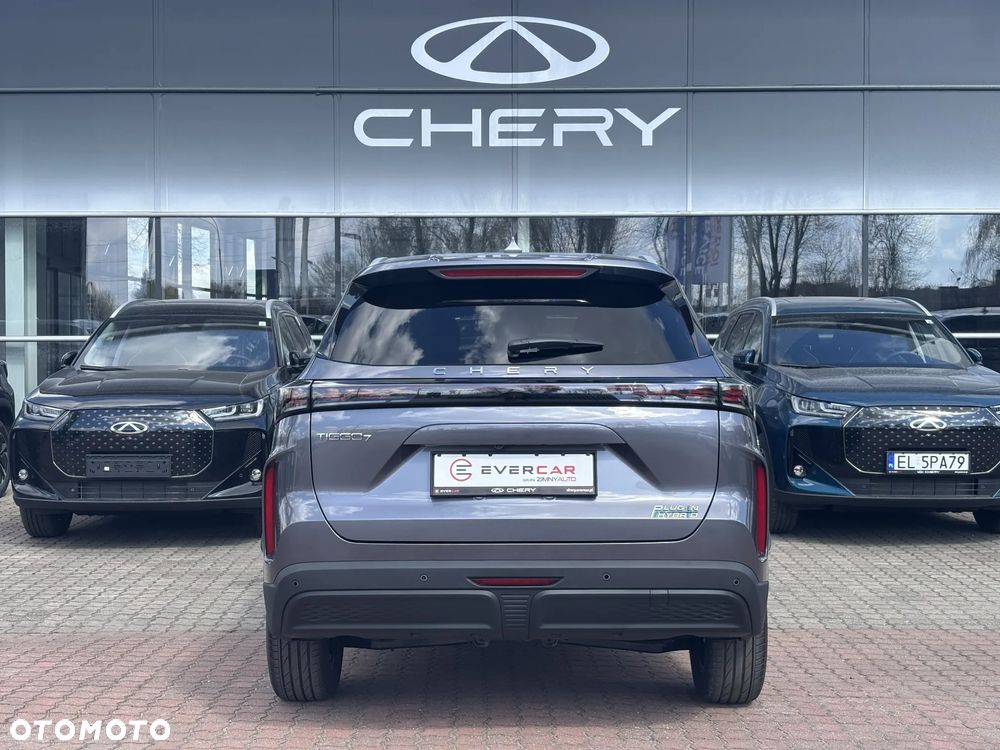 Chery Tiggo 7 1.5 T-GDI Super Hybrid Prestige DHT - 8
