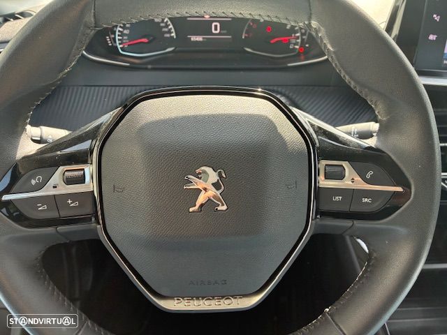 Peugeot 208 1.2 PureTech Active Pack - 28