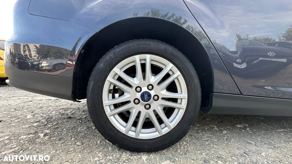 Ford Focus - 16