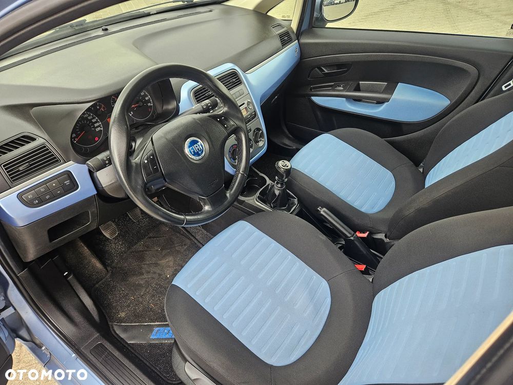 Fiat Grande Punto - 8