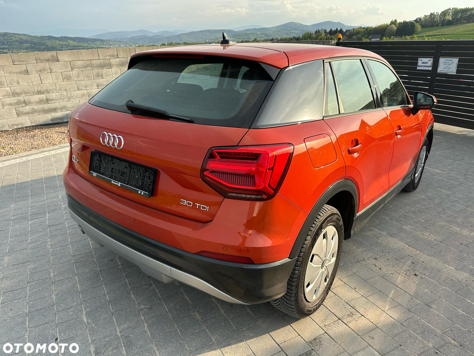 Audi Q2 1.6 TDI S tronic design - 4
