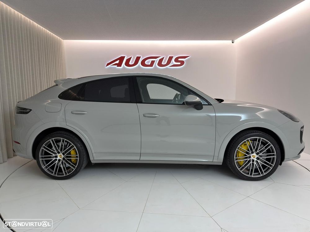 Porsche Cayenne Coupé E-Hybrid - 2