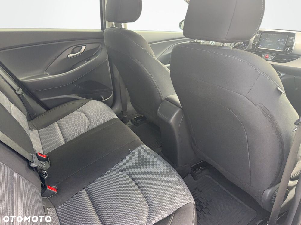 Hyundai i30 - 16