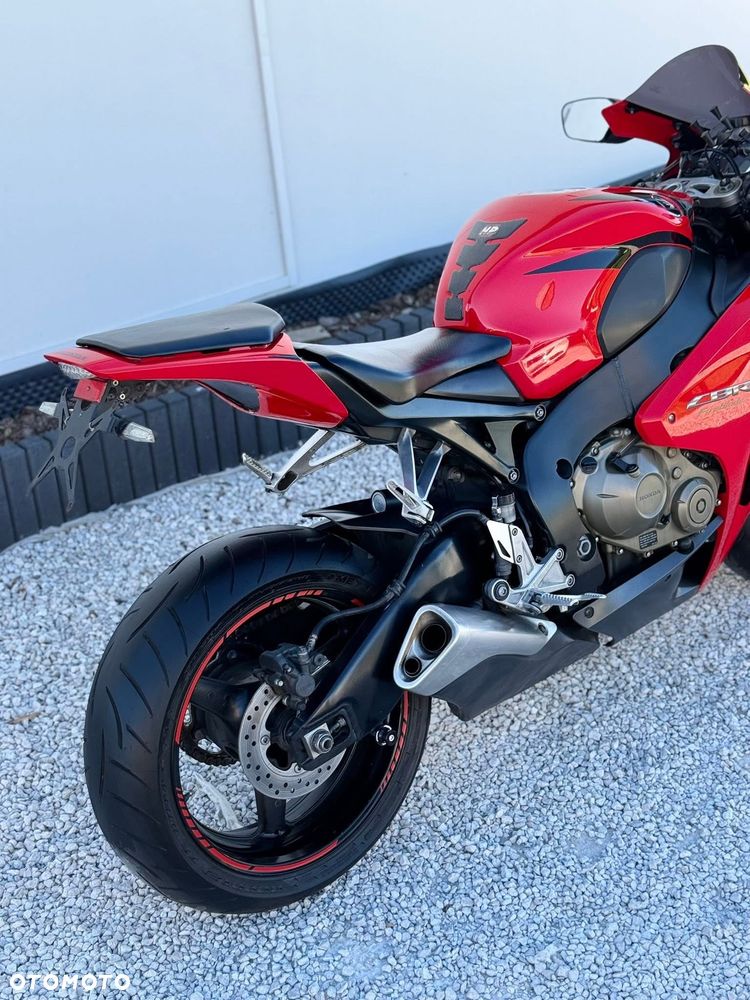 Honda CBR - 3