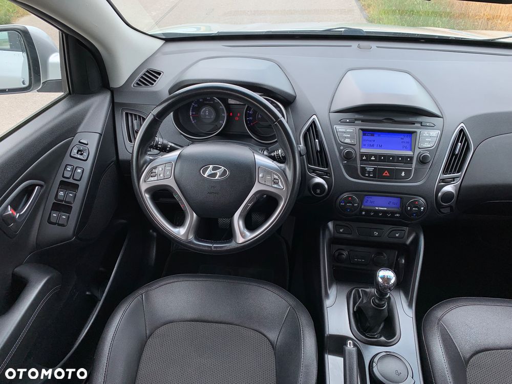 Hyundai ix35 blue 1.6 2WD Finale - 15