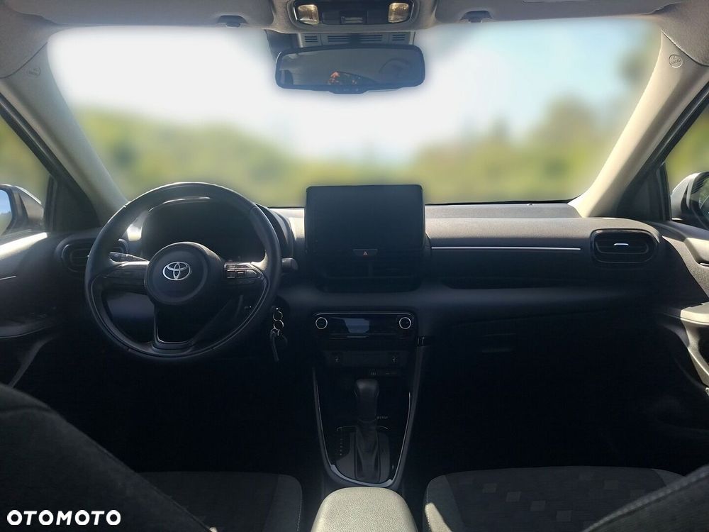 Toyota Yaris Hybrid 1.5 Style - 12