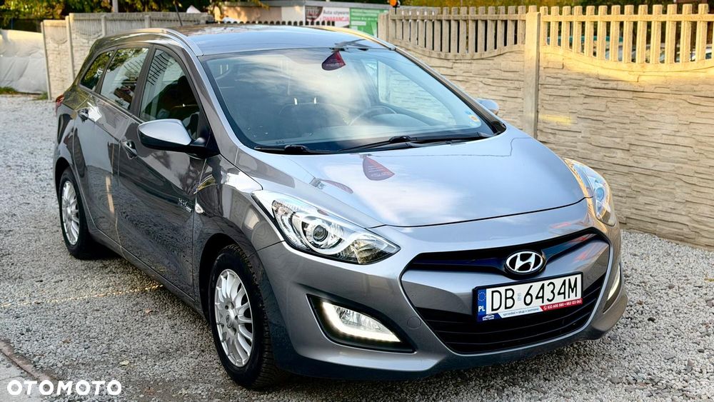 Hyundai i30 blue 1.6 CRDi Style - 19